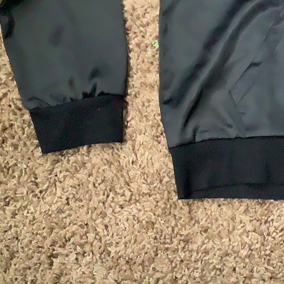 ⬛️UNISEX BLACK AND WHITE HOODIE ⬛️ - Picture 3 of 4